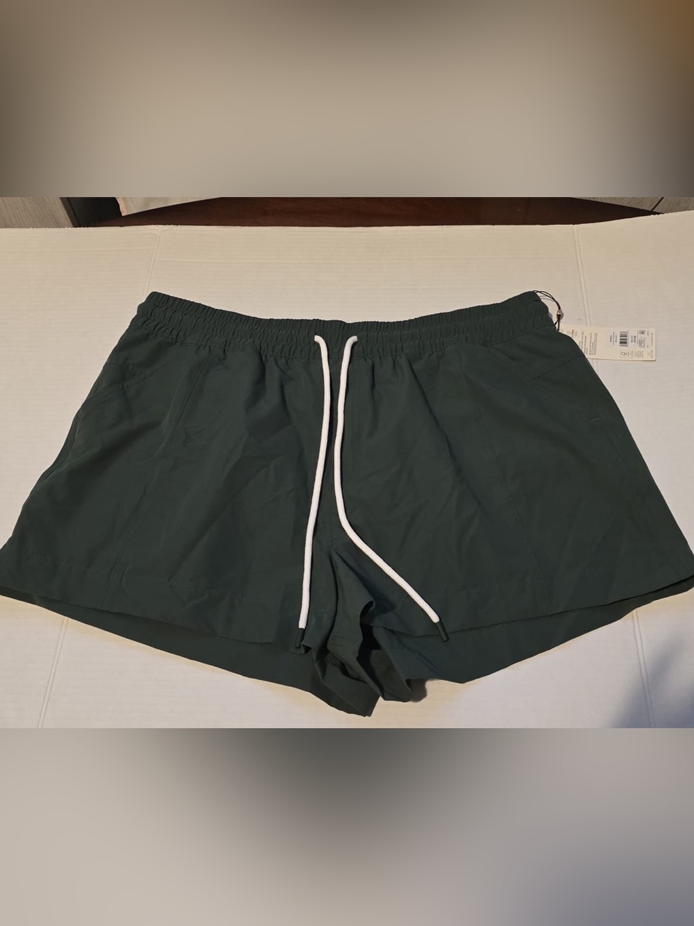 CALIA by Carrie Underwood Men's Dark Green Athletic Shorts with White Drawstring